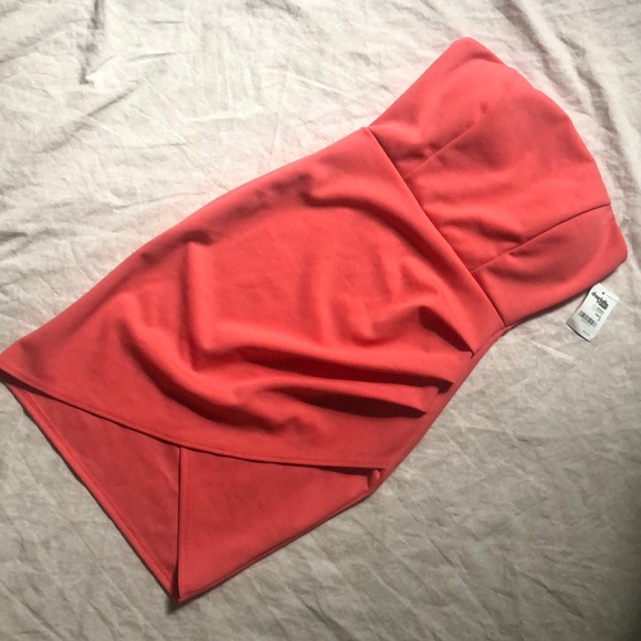 ❤️SOLD❤️Pink Strapless wrap dress - Picture 1 of 3